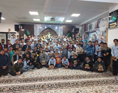 برگزاری جشن تکلیف دانش آموزان پایه هشتم در مشهد مقدس